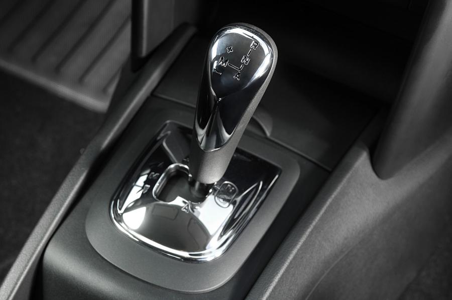  Peugeot 207 2006 года  (фото 92 из 180)